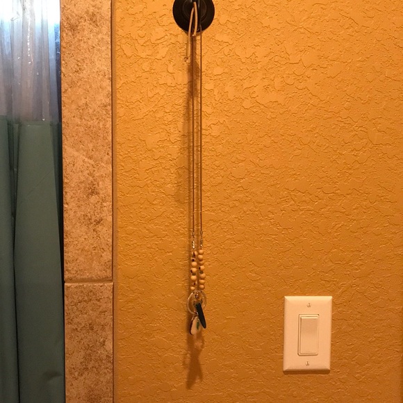 Necklace - Picture 2 of 2